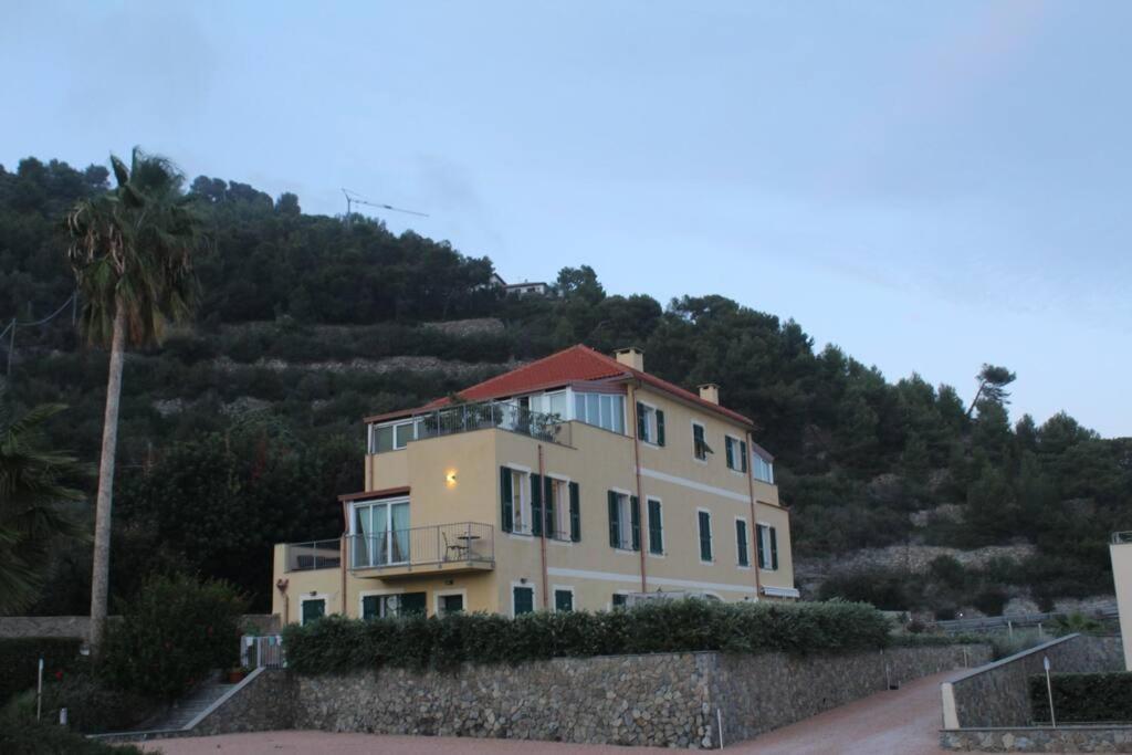 Appartamento Romantico Con Piscina Cervo Exterior foto